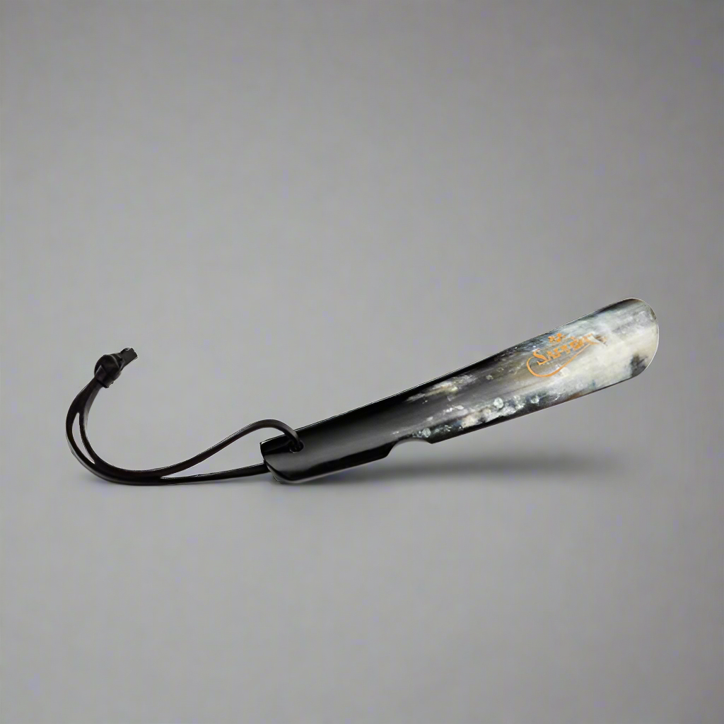 SAPHIR MEDAILLE D'OR - REAL HORN SHOE HORN 17-18cm